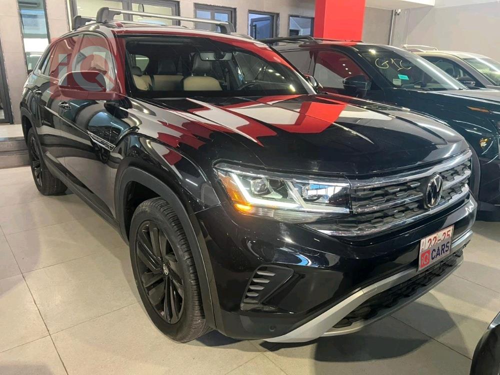 ڤۆڵکسواگن ئەتڵەس کرۆس سپۆرت